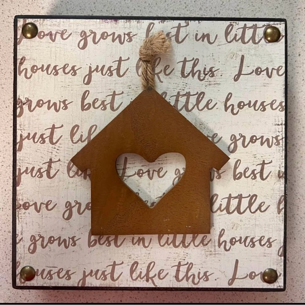 Love Grows in Little Houses Home Decor